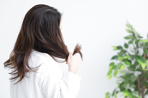 カラーやパーマのダメージが気になる